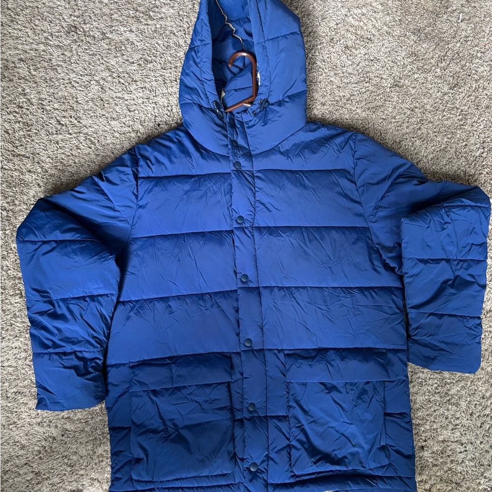 GAP Men's Deep Blue Puffer Jacket